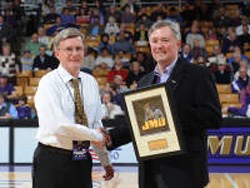 JMU honors long-time SID Gary Michael during final basketball game